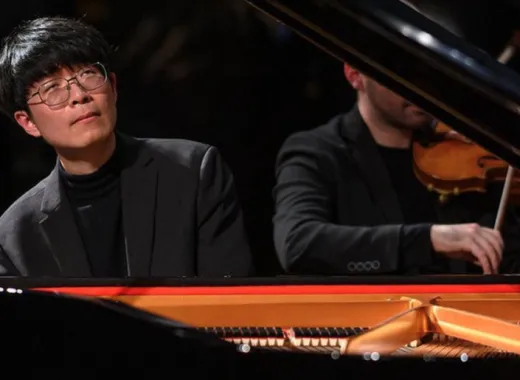 Пин-Хонг Лин